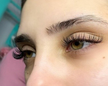 Up to 25% Off on Eyelash Extensions at Glow Skin and Body Spa