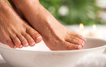 Up to 50% Off on Detox / Cleanse at crystal shearz salon