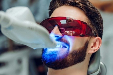 Up to 60% Off on Teeth Whitening at Haute Box