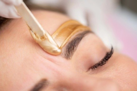 Up to 62% Off on Eyebrow Waxing at Vavi Lashes