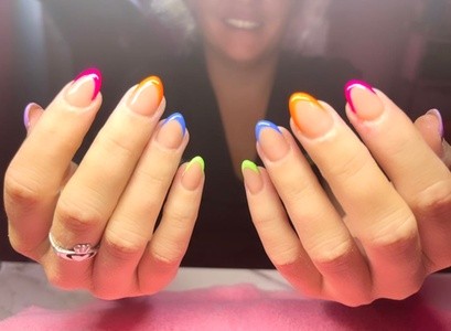 Up to 43% Off on Nail Spa/Salon - Shellac / No-Chip / Gel at Selfl love salon