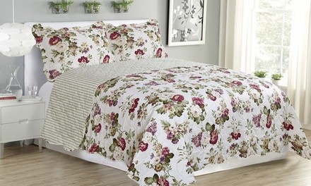 Jennifer & Suzy Reversible Floral Quilt Set (3-Piece)